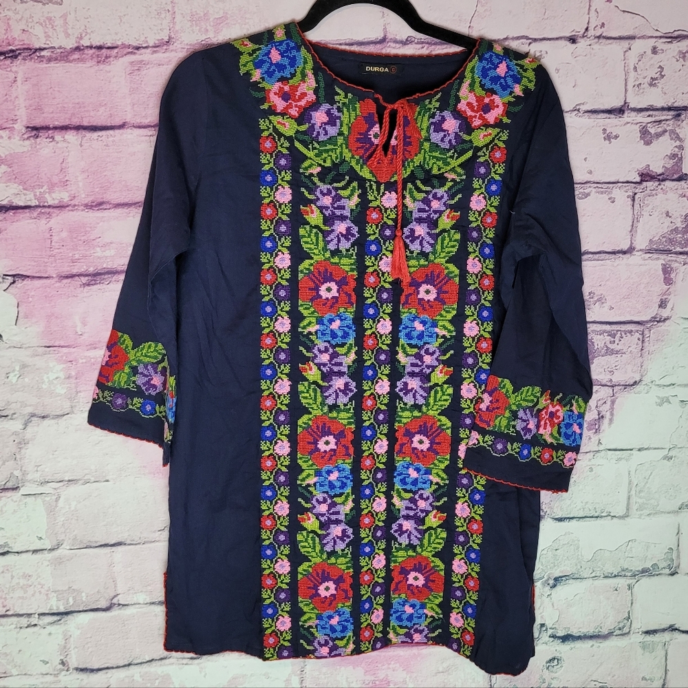 DURGA NAVY SCALLOP TRIM TASSEL NECK EMBROIDERED TAPESTRY FLORAL TUNIC SMALL